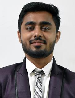 Headshot of Yash Dumaswala